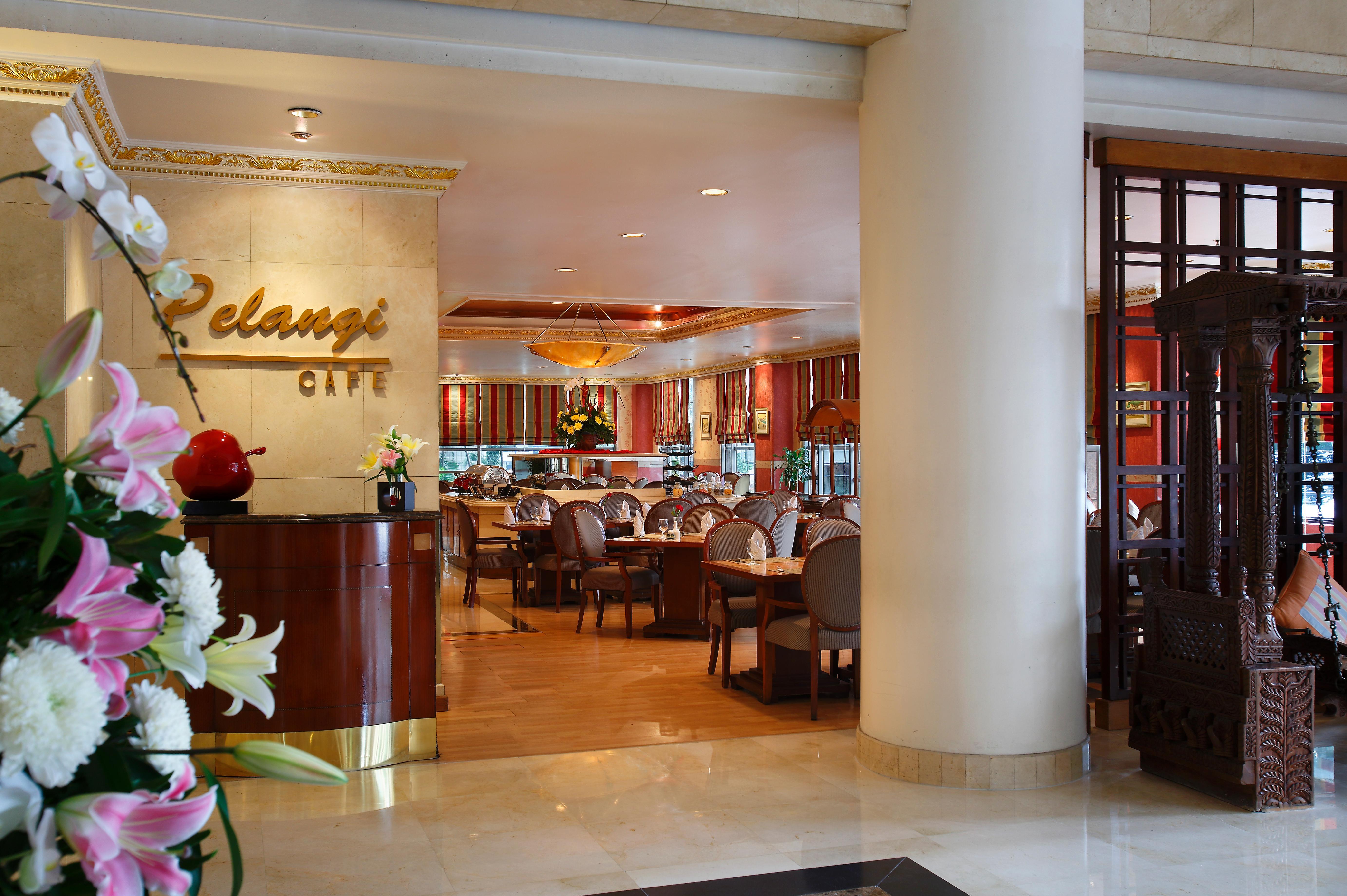 Ambhara Hotel Джакарта Экстерьер фото