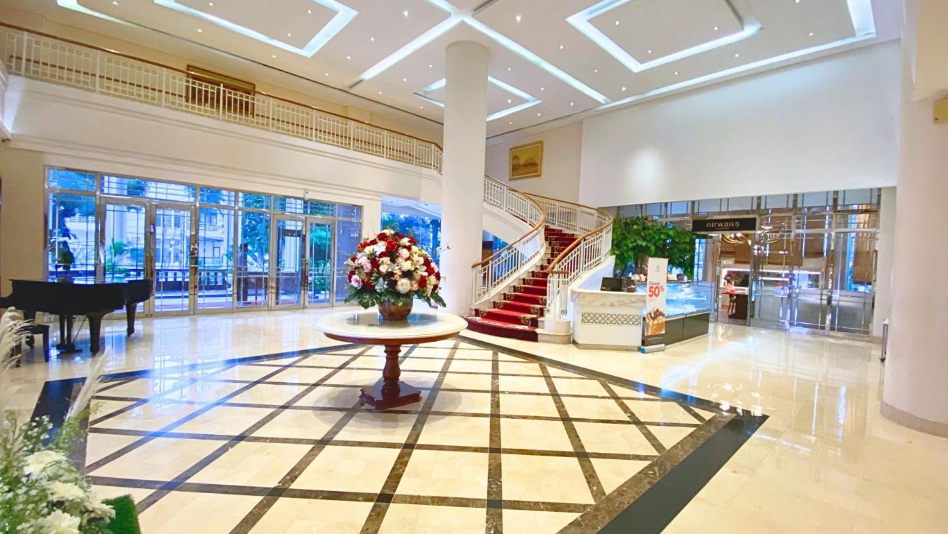 Ambhara Hotel Джакарта Экстерьер фото
