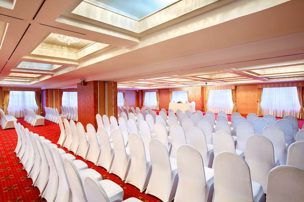 Ambhara Hotel Джакарта Удобства фото